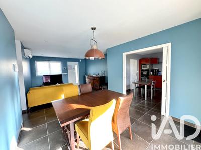 Maison - 98 m² - 4 pièces