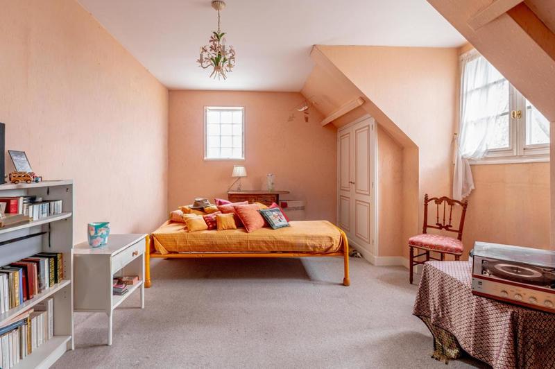 Maison - 150 m² - 5 pièces