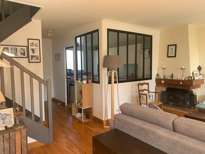 Maison - 152 m² - 8 pièces