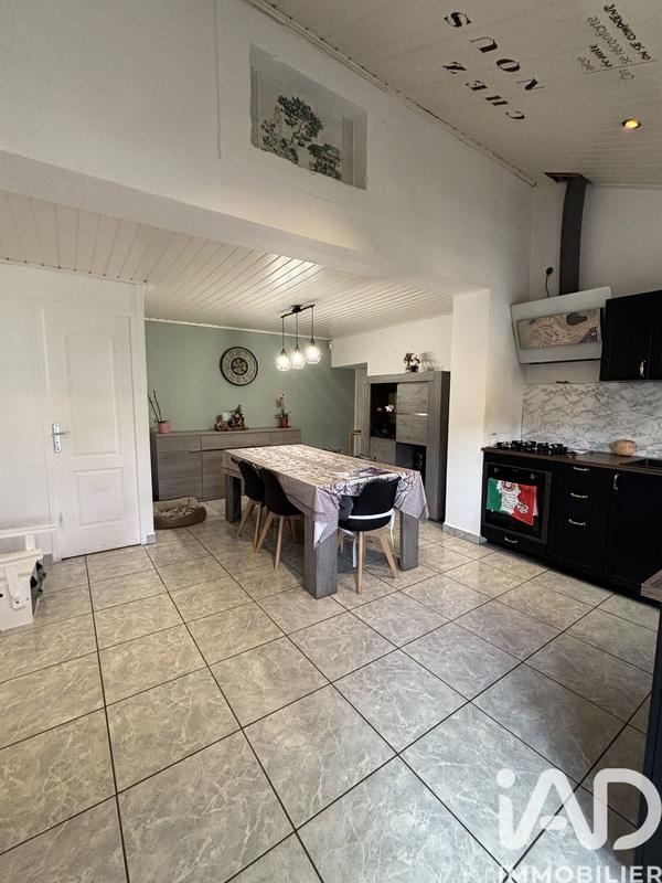 Maison - 91 m² - 5 pièces