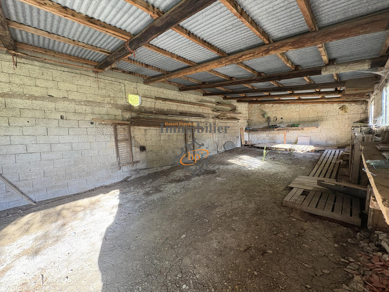 Maison - 510 m² - 3 pièces