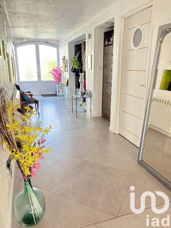 Maison - 350 m² - 11 pièces