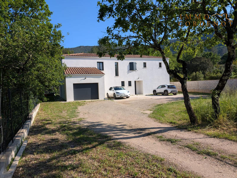 Bastide - 200 m² - 7 pièces