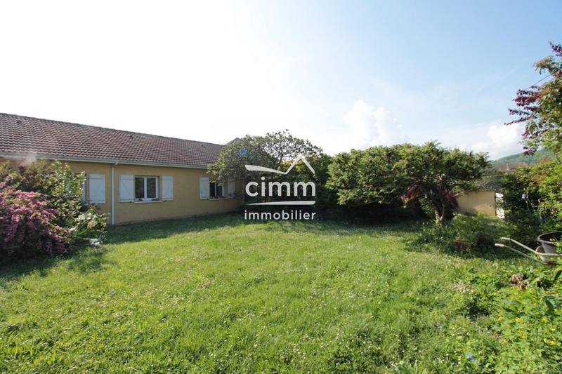 Villa - 100 m² - 5 pièces