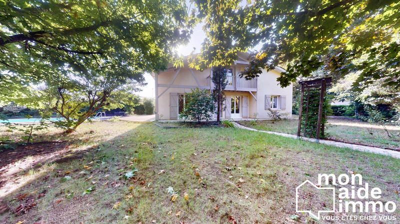 Maison ancienne - 135 m² - 5 pièces