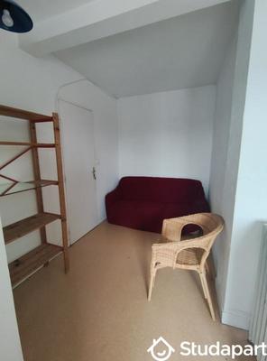 Chambre - 9 m² - 1 pièce
