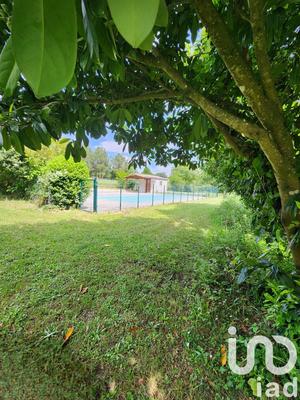 Maison - 220 m² - 5 pièces