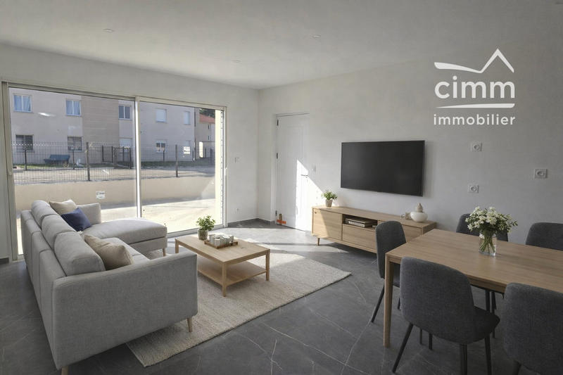 Villa - 80 m² - 4 pièces