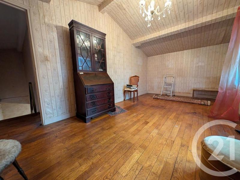 Maison - 153 m² - 6 pièces