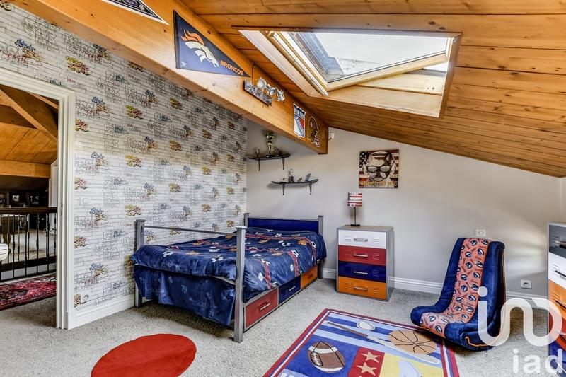 Maison - 435 m² - 11 pièces