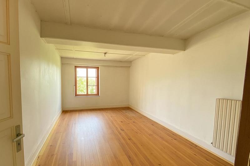 Maison - 105 m² - 4 pièces