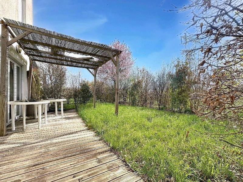 Maison - 94 m² - 5 pièces