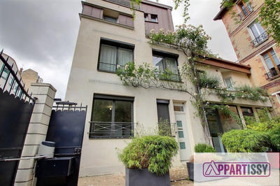 Appartement - 97 m² - 4 pièces