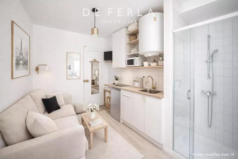 Studio - 8 m² - 1 pièce