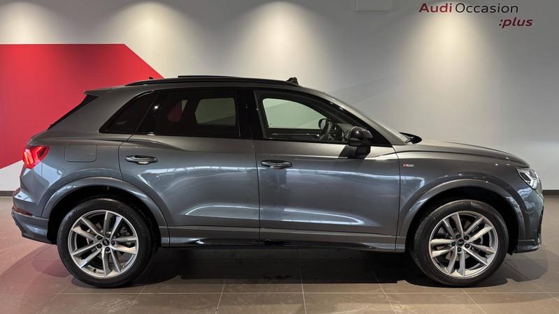 Audi Q3 45 TFSIe 245 ch s tronic 6 s line