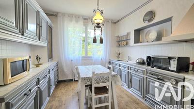 Maison - 136 m² - 4 pièces