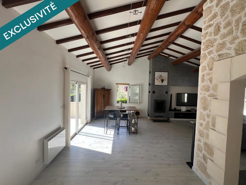 Maison - 210 m² - 7 pièces