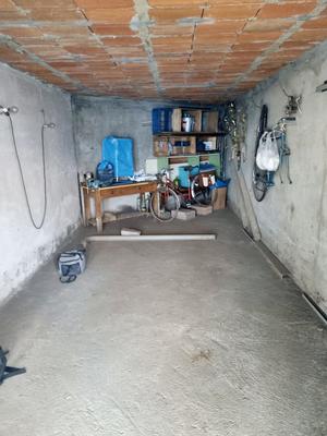 Parking / Garage - 16 m²