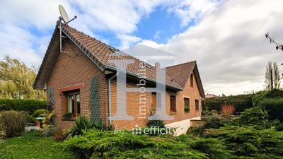 Pavillon - 208 m² - 5 pièces