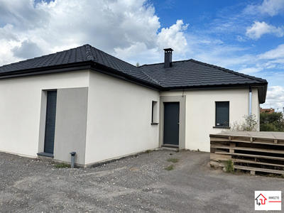 Maison - 105 m² - 4 pièces