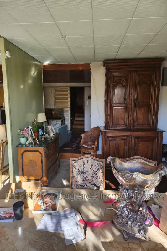 Villa - 220 m² - 6 pièces