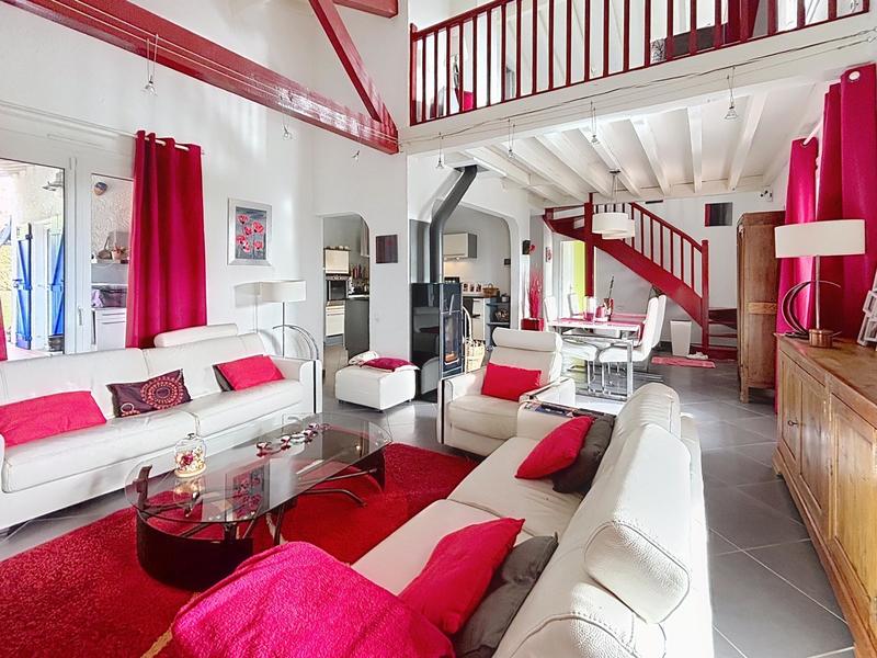 Maison - 153 m² - 6 pièces