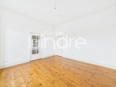 Appartement - 64 m² - 2 pièces