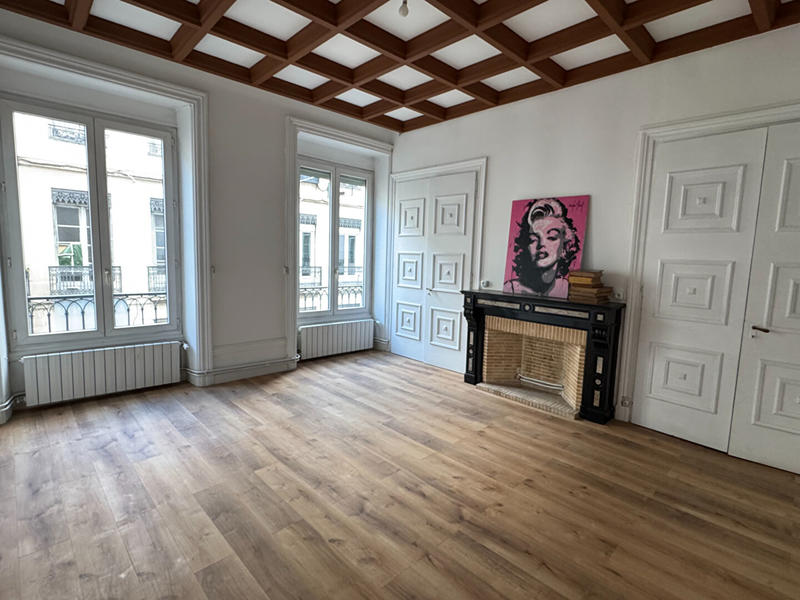 Appartement - 99 m² - 3 pièces