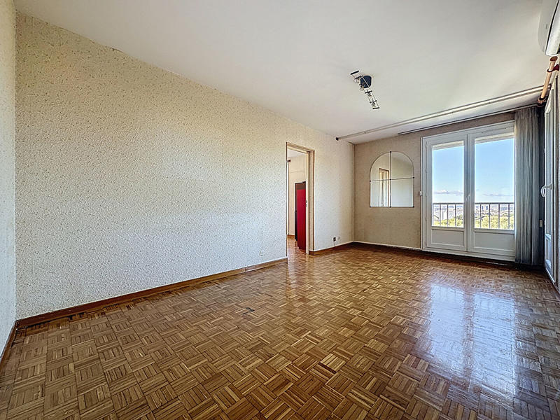 Appartement - 72 m² - 4 pièces