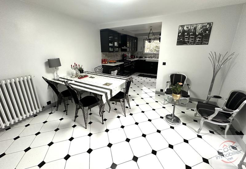 Maison - 120 m² - 6 pièces