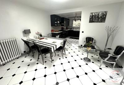 Maison - 120 m² - 6 pièces