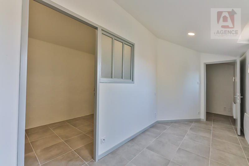 Maison - 77 m² - 4 pièces