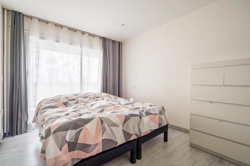 Appartement - 98 m² - 5 pièces