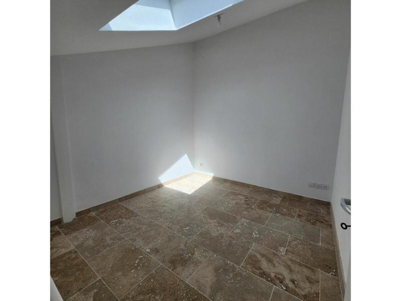 Appartement - 96 m² - 3 pièces