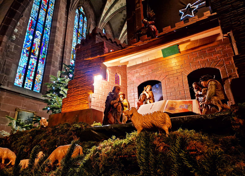 Crèche remarquable à l'Église Notre-Dame de la Nativité