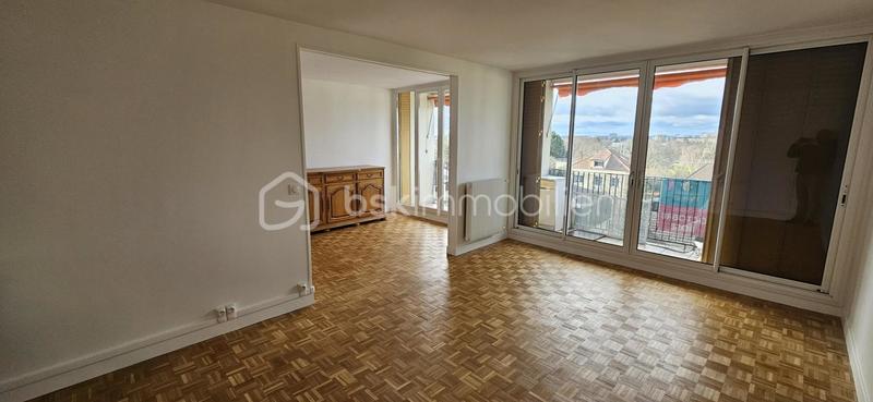 Appartement - 77 m² - 4 pièces