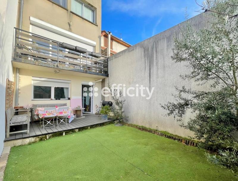 Maison - 101 m² - 5 pièces