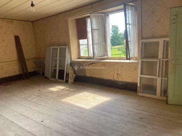 Maison - 250 m² - 6 pièces