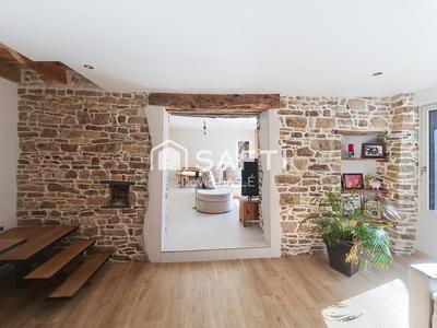 Maison - 205 m² - 6 pièces