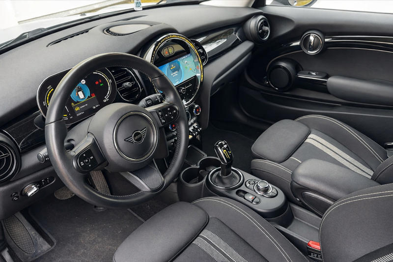 Mini Mini Cooper se 184 32.6 kWh Essential - Garantie constructeur Entretien