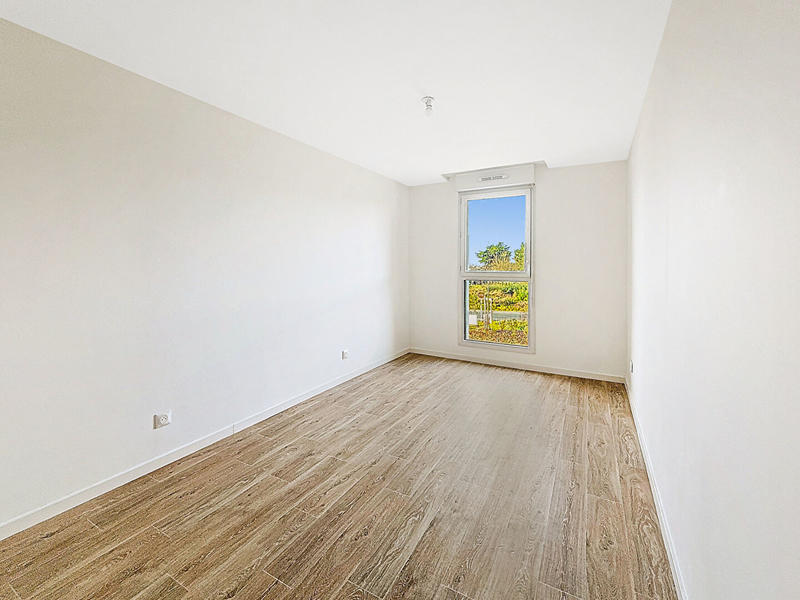 Maison - 99 m² - 4 pièces