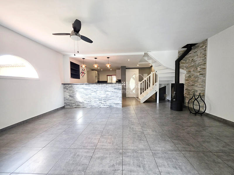 Maison - 110 m² - 5 pièces