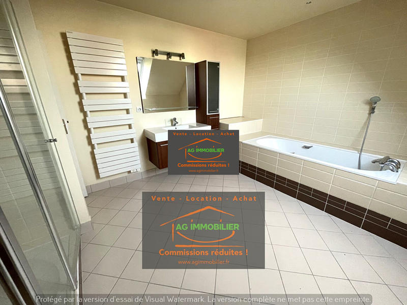 Maison - 177 m² - 6 pièces