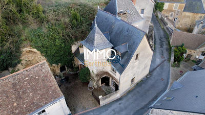 Maison traditionnelle - 87 m² - 4 pièces