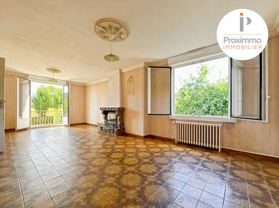 Maison - 94 m² - 5 pièces