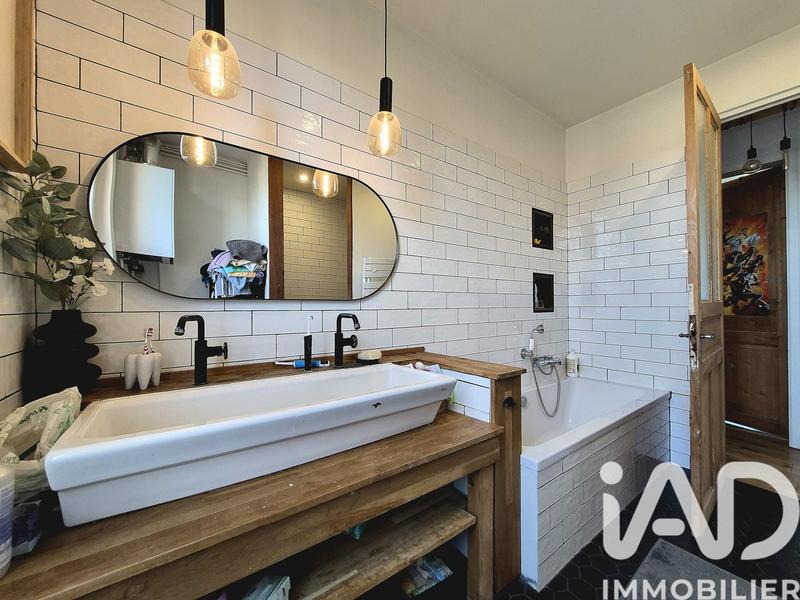 Maison - 165 m² - 7 pièces