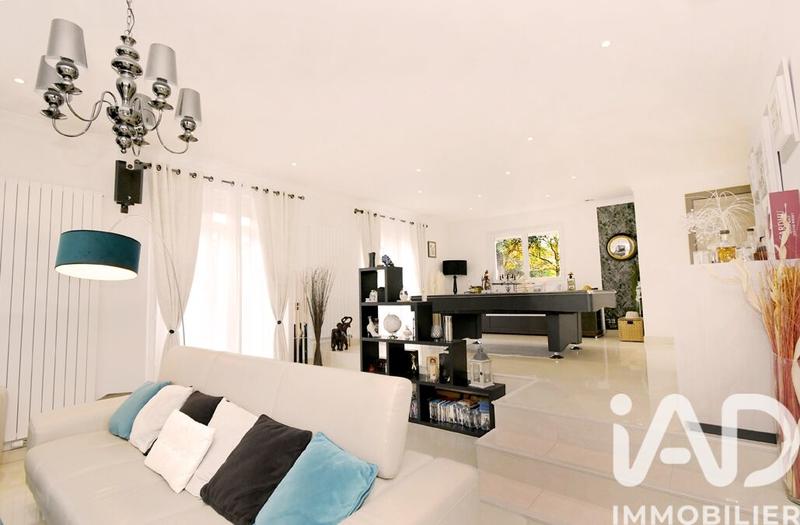 Maison - 170 m² - 6 pièces