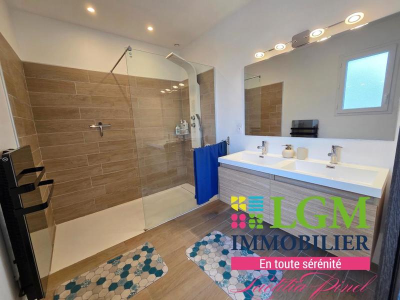 Maison - 210 m² - 5 pièces
