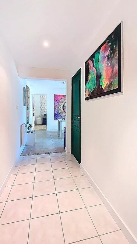 Maison - 209 m² - 7 pièces