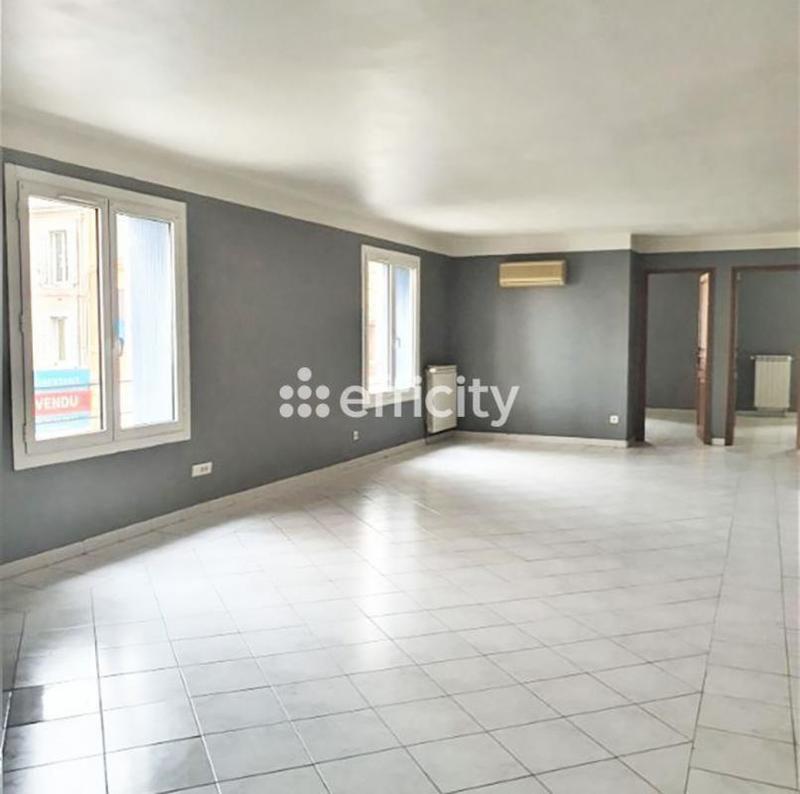 Appartement - 100 m² - 4 pièces